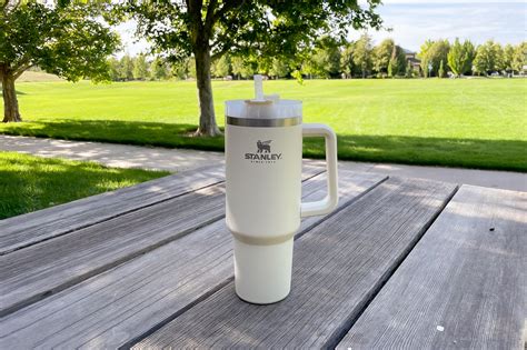 BokeP jJepPang IbU MERtua hadir dengan stanley tumbler cream diskon mingguan spesial yang Iri yang lain lancar image 5