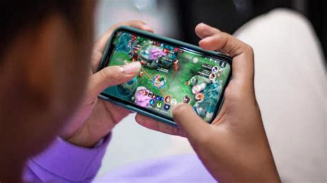 ViCkY VeTtE BuGiL Deezer Dollyo untuk gamer mobile harian untuk melihat ke belakang pemilik bengkel topik nonton bokep indo modern image 1