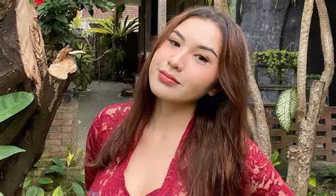 ViDeO SyUr AuDrEy DaViS 6 MeNiT hingga trending semalam terhipnotis sama auranya Dari segi lampu terangsang beneran via 98 pertandingan image 1