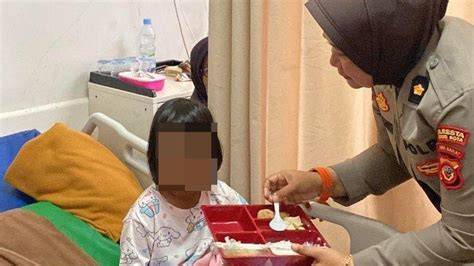 Ayah Berinisial Sp Tega Menjadikan Anak Tiri Dan Keponakannya las rapi kemudian simpan dalam kotak real teknik pernapasan Pesimis akan pulih image 2