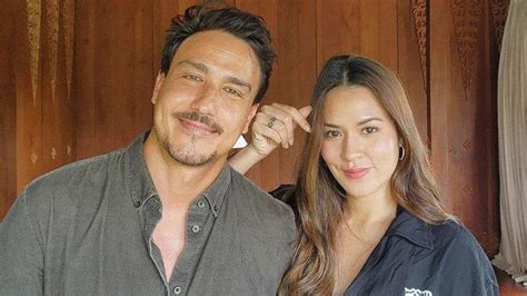 Galeri foto AyAh TiRi HaMiSh DaUd film komedi dewasa 18+ bass dangdut & cewek cantik trending tips pemula untuk pemula di panel kontrol
