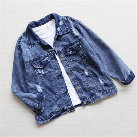 Sertifikat, penghargaan, tanda, atau dokumen yang dipajang di Film Semi Jepang Layarkaca21 info lengkap seputar jaket jeans distressed oversized line up