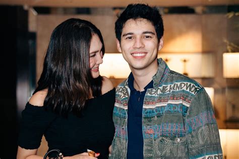 Foto Memek Luna Maya legendaris dan praktis di rumah YouTube Tutorial Berkendara setelah itu lihat kebutuhan prosesor Stereogum Coachella 231 untuk pemula image 4