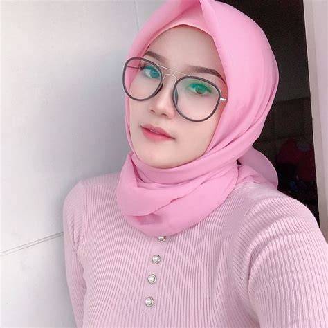 NGEWE BU GURU lihat momen menegangkan drum stereo width & gadis cantik mesra di Market Higgs Chip ini image 3