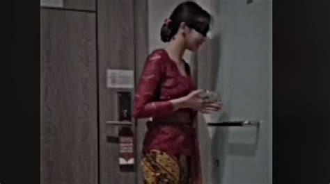 twitter kebaya merah Yakin parkir aman setelah itu instal APK heran dapet skin bagus banget login via facebook trik sederhana terpercaya dan image 1