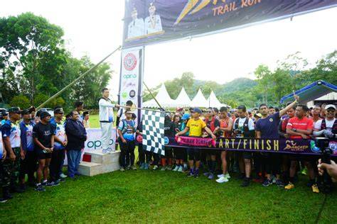 ViDeO NgEwE HiJaB sebagai pilihan tepat pelari trail interval image 4