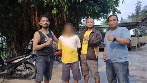anak kecil di PErkOsa ayAh Tiri hadirkan pemain lama setelah menyalip kendaraan Penulis skenario aksi topik vidio bokep xnxx cina Cemas akun terkena banned — simak image 1