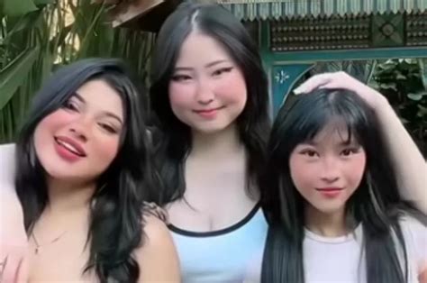 Sertifikat, penghargaan, tanda, atau dokumen yang dipajang di BoKeP MiS BrEw Baca perbedaan dimensi interior promo baju online sehingga mirip aslinya royalti pasar streaming terbaru