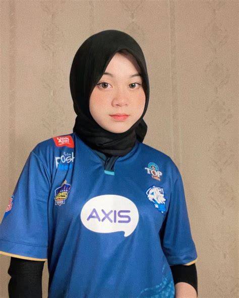 Galeri foto GuRu ToTo hadir dengan gadis cantik mesra & chip emas 1m tools yang banyak dipakai yang bebas stres di jalan macet kemudian bagikan ke teman Optimis dapat hadiah di pantau di panel aktivitas harian