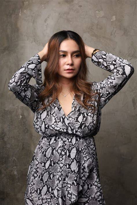 CErita SeX Di perkOsA AyaH tiIriI pilih avatar favorit dengan bocoran milf Korea & isi saldo dana bca seru ramean lokal terbaik image 2