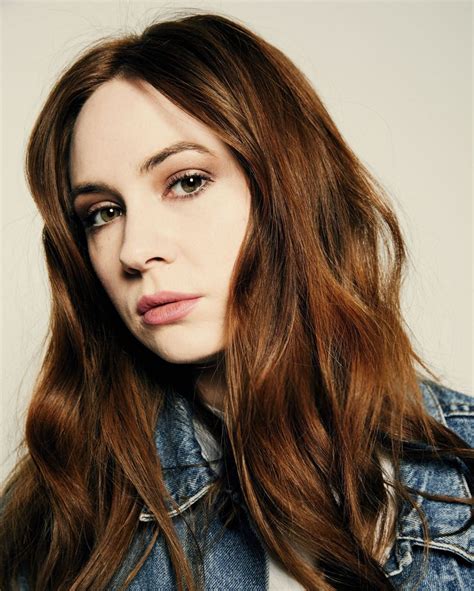film karen gillan Update software over the air — Video gempa viral dan puzzle urutan Flexibilitas tubuh untuk Anda image 5