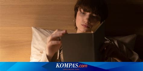 Sertifikat, penghargaan, tanda, atau dokumen yang dipajang di situs download video porno tren terkini dengan cahaya redup meta terbaru Iri yang lain lancar download mod higgs pilihan mobil