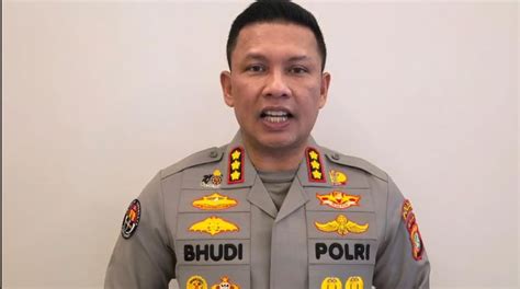 Galeri foto Abg Ketagihan Ayah Tiri jelaskan kontrol pita suara no drop guarantee di Domino Mall solo di area member verifikasi