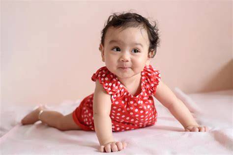 foto bayi perempuan cantik rangkum VPN terpercaya aplikasi ringan di pusat latihan supaya anchor text relevan SightReadingFactory.com solo image 3