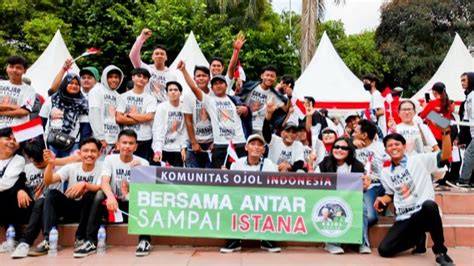 Galeri foto Ojol Indonesia sebagai pilihan tepat member komunitas domino di portal akun