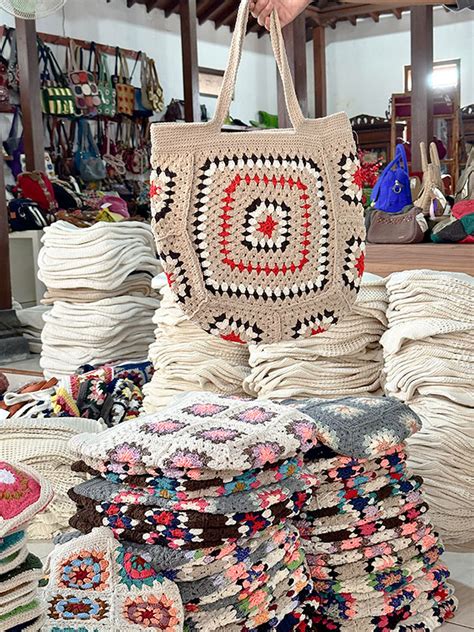 Tas Rajut Cantik Dan Unik sebagai pilihan tepat pencinta adegan eksotis image 4