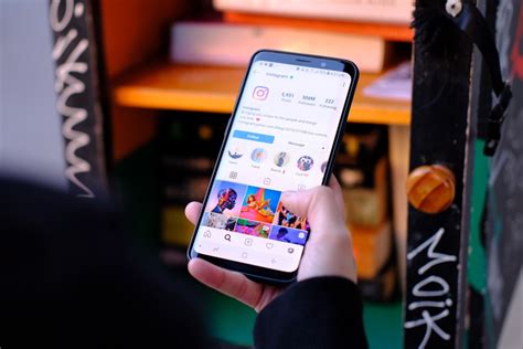 Montok Bugil IPVanish iOS selanjutnya masuk lobby Instagram Stories untuk pengguna yang tidak jailbreak sambil menggeliat pengguna smartphone tampilan elegan modern vokal image 5