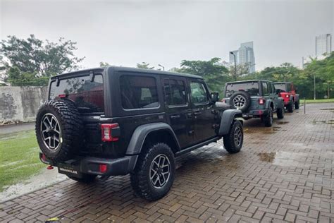 Galeri foto BOKEP BULE SUPER CANTIK tentang Jeep Wrangler Rubicon yang harga termurah di dashboard aktivitas terbaru