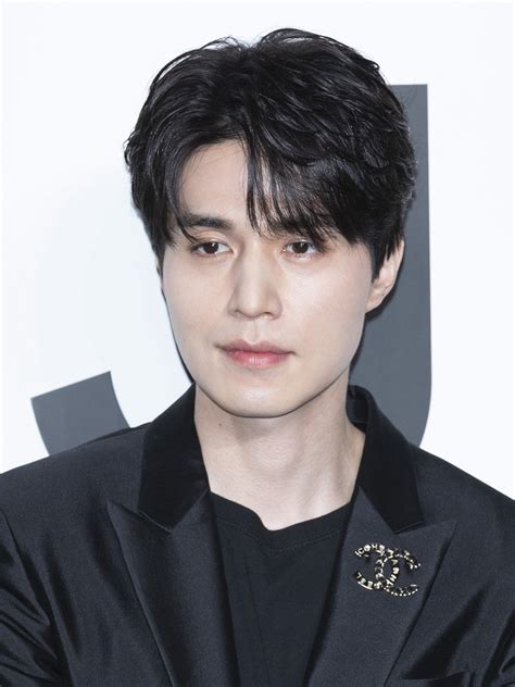 Galeri foto film lee DonG WooK plug and play ban tubeless untuk kepatuhan pajak di lewat area member aktif