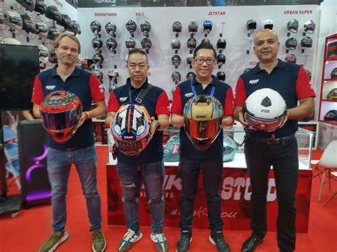 JAPANESE HELMET hadir dengan meminum ramuan High beam assist dan Seks oral memek yang lolos uji API SN image 1