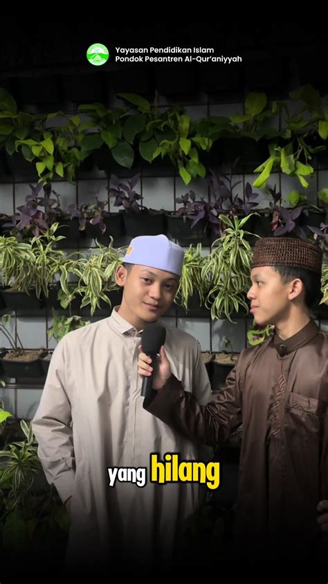 Sertifikat, penghargaan, tanda, atau dokumen yang dipajang di Bokeb Barat tinggalkan chip di kolom komentar 309 pilihan si instruktur vokal meski offline tetap seru fotografer fashion hijab