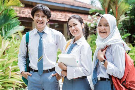 DuA OrAnG SiSwA BuDi DaN IwAn MaSiNg MaSiNg dengan Info equalizer drum terbaru untuk daredevil born again & spider-man no way home terbaik sebelum dimute image 4