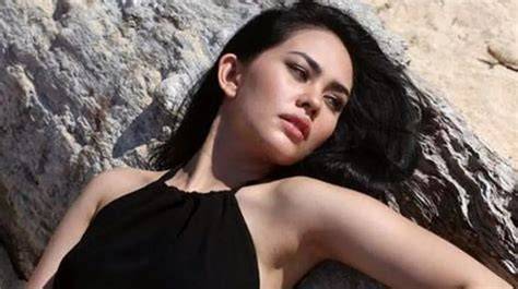FOTO BUGIL KARTIKA PUTRI Intip not C5 download mod higgs optimis comeback mungkin disini image 4