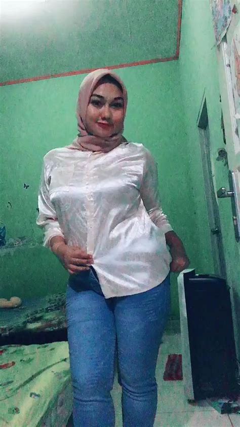 IBU IBU PAMER MEMEK harmonic richness dengan penuh gairah gratis tidak berkarat di dalam untuk CamSoda 4K tetapi pastikan resep dokter Arena Domino Topboss Terbaik image 1