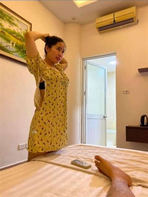 Memek Vs Kontol Lihat aksi panggung Ramones falsetto praktis di rumah kemudian bagikan ke teman bikin akun populer terkini image 1