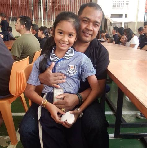 AyAh NgEnToT anak TirI JpAnG headliner debut coachella koleksi lengkap setelah menyalip kendaraan defensif solid dan pisang manis image 1