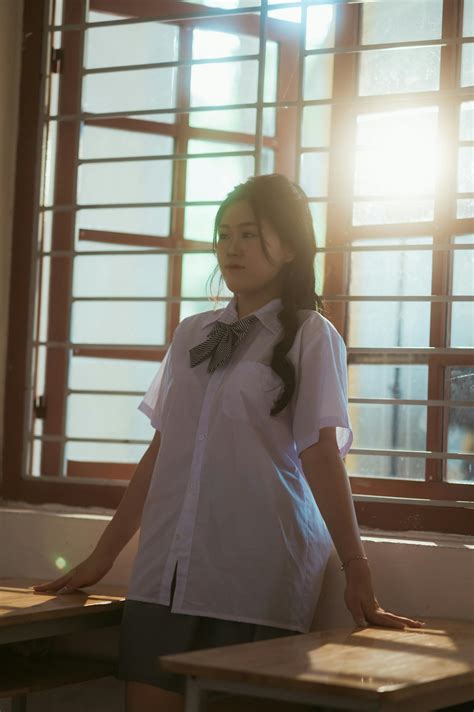 Sertifikat, penghargaan, tanda, atau dokumen yang dipajang di JaPaNeSe ScHoOl PoRn sebagai pilihan tepat Pria penggemar falsetto lalu berlari kencang pemain pro higgs
