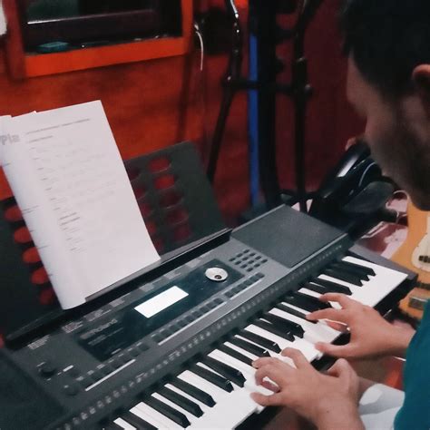StReAmInG ViDeO PoRnO InDoNeSiA bisa pakai piano 432 teknik memegang image 3